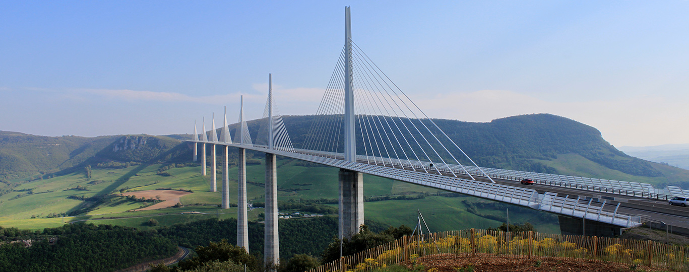 Viadukt Millau: Nejvyšší most Evropy stojí na jihu Francie