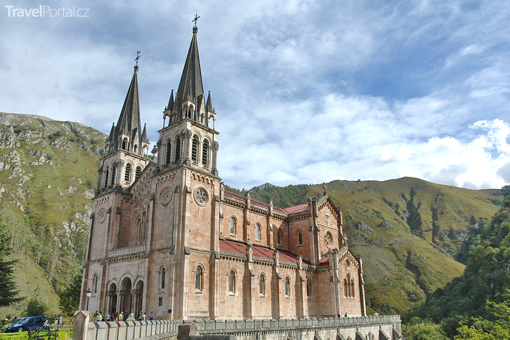 katedrála v Covadonze