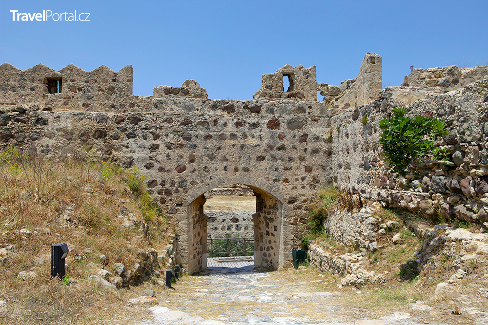benátský hrad u vesnice Antimachia