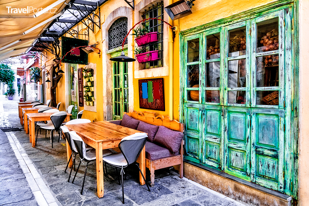 malá restaurace ve městě Rethymno
