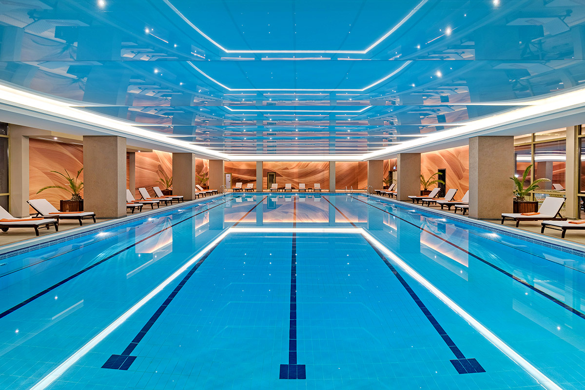 vnitřní bazén v hotelu Palace Sunny Day nedaleko města Varna