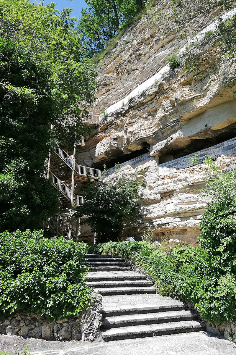skalní klášter Aladzha