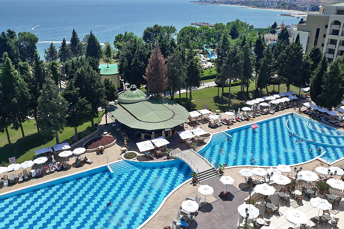 bazén v hotelu Sol Nessebar Palace