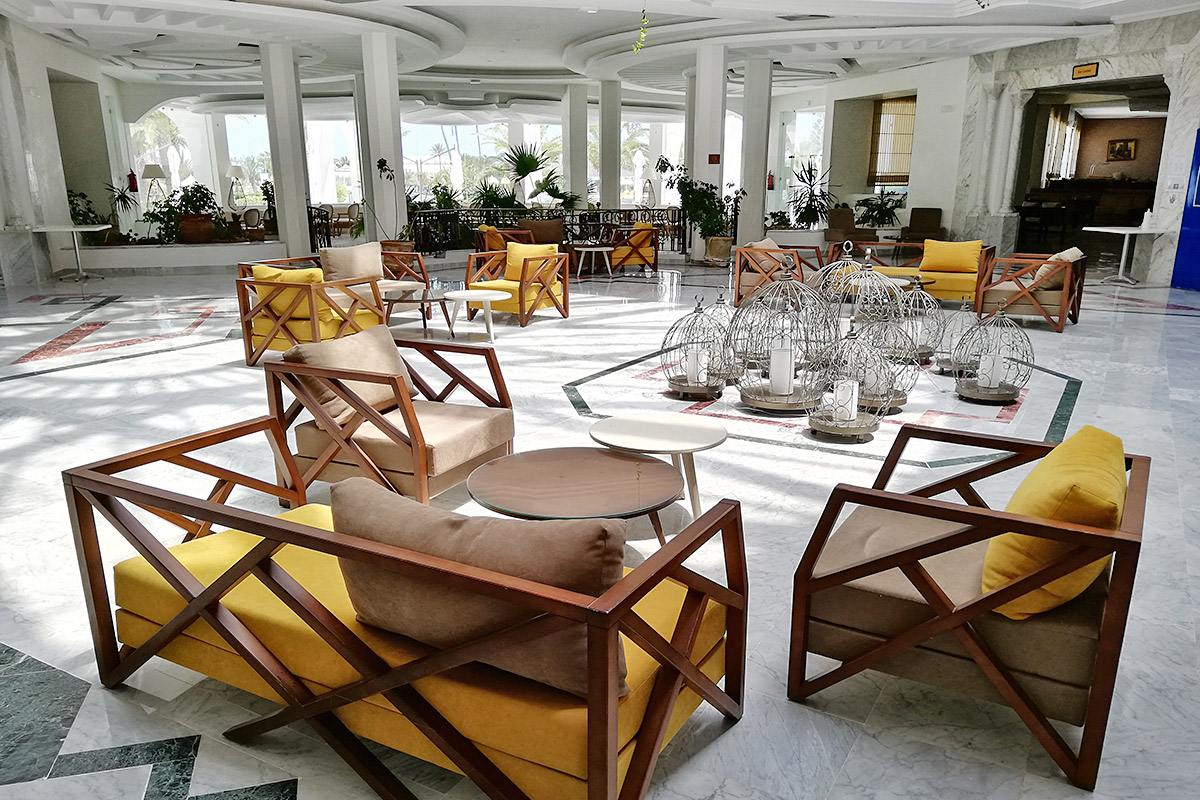 hotelové lobby