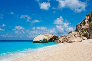 romantická pláž Kathisma na řeckém ostrově Lefkada