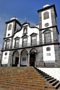 římskokatolický kostel Nanebevzetí Panny Marie neboli Igreja de Nossa Senhora do Monte