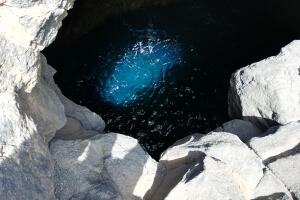 jeskyně Odjo Azùl neboli Blue Eye
