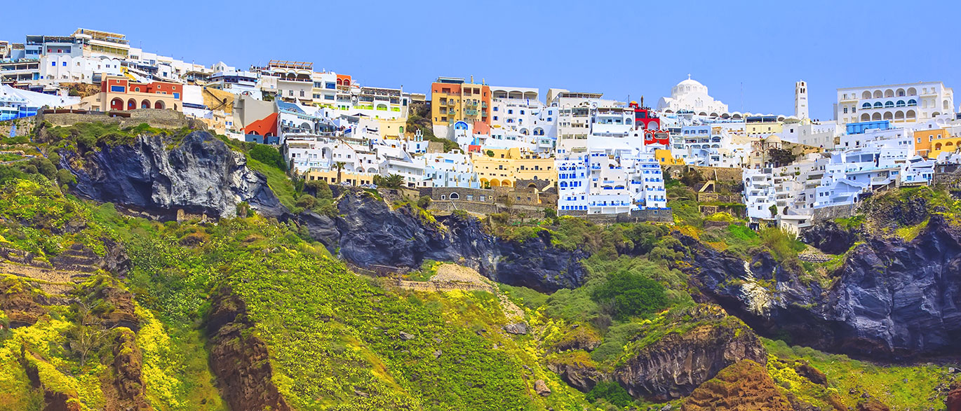 Fira: Největší město na ostrově Santorini zdobí hranu kaldery