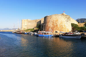 středověká hradní pevnost ve městě Kyrenia