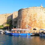 Kyrenijský hrad ve městě Kyrenia neboli Girne