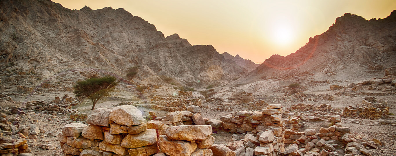 Dovolená ve Spojených arabských emirátech: Objevte krásy pohoří Al Hadžar v Ras al Khaimah