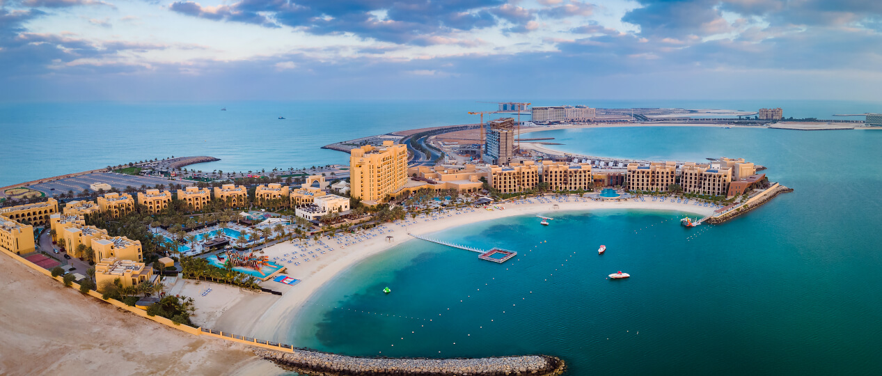 Dovolená v Emirátech: Ras Al Khaimah a pláže jako z pohádky