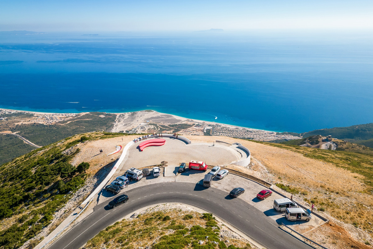 Llogarský průsmyk nedaleko letoviska Vlora neboli Vlore
