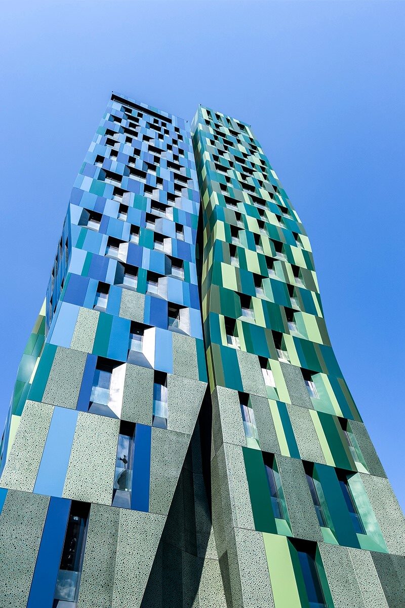 Alban Tower ve městě Tirana