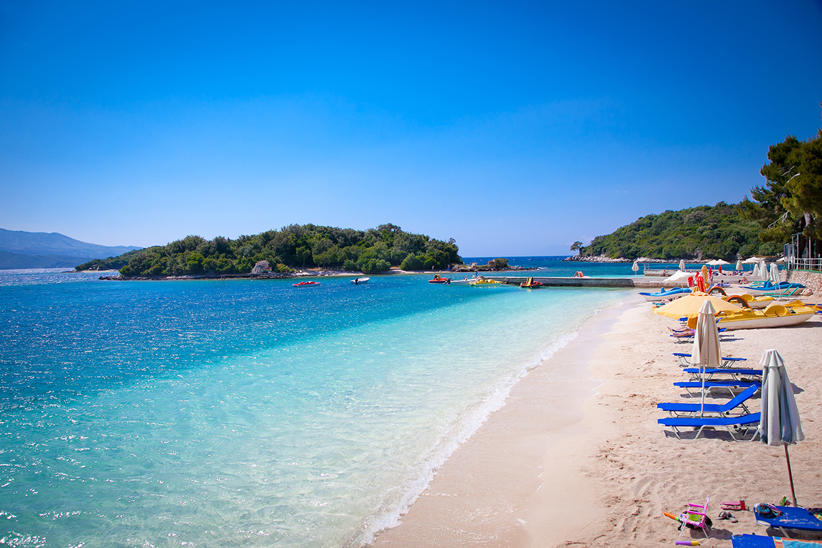 albánská pláž Ksamil Beach