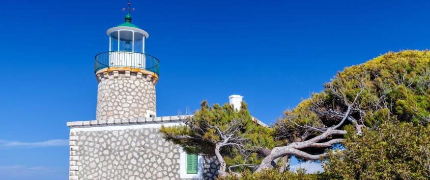 maják Skinari na řeckém ostrově Zakynthos