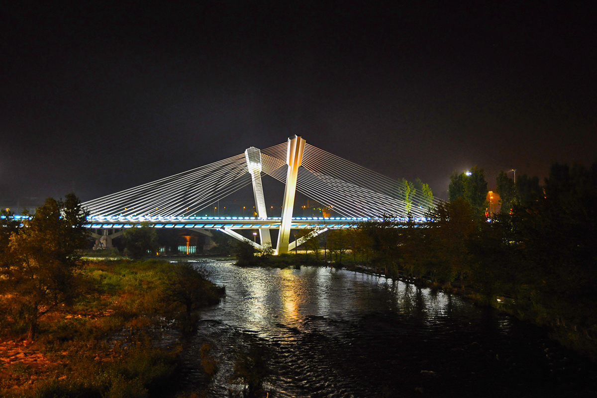 lanový most Pont del Príncep de Viana z roku 2010