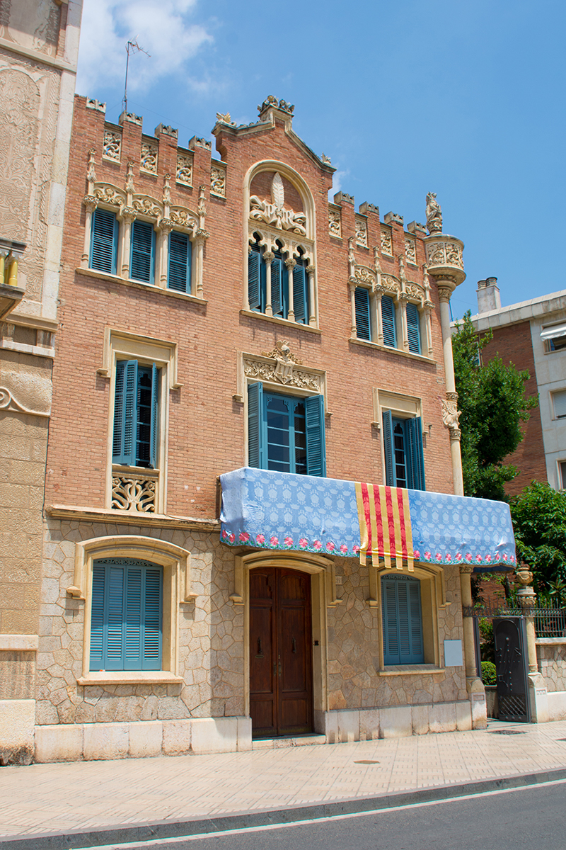 modernistická budova Casa Rull ve městě Reus