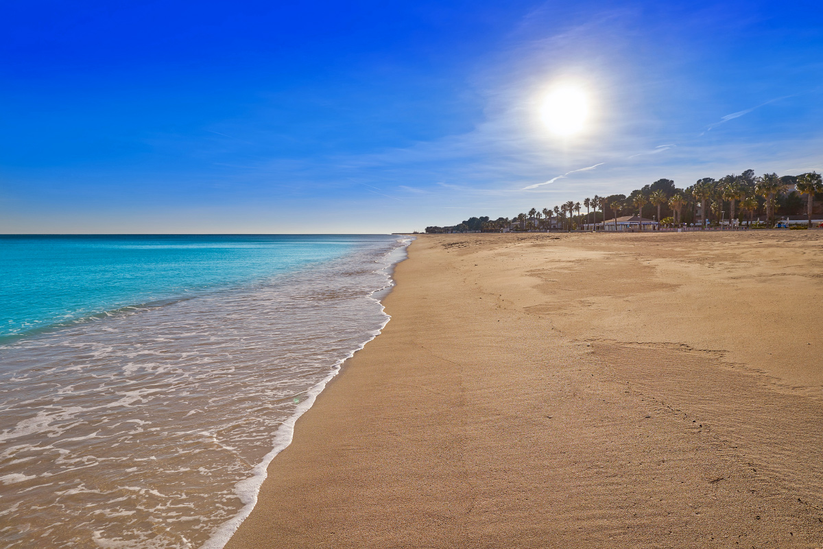 Platja Cristall je ozdobou letoviska Miami Platja