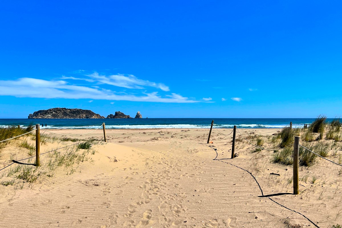 Platja de L’Estartit na pobřeží Costa Brava