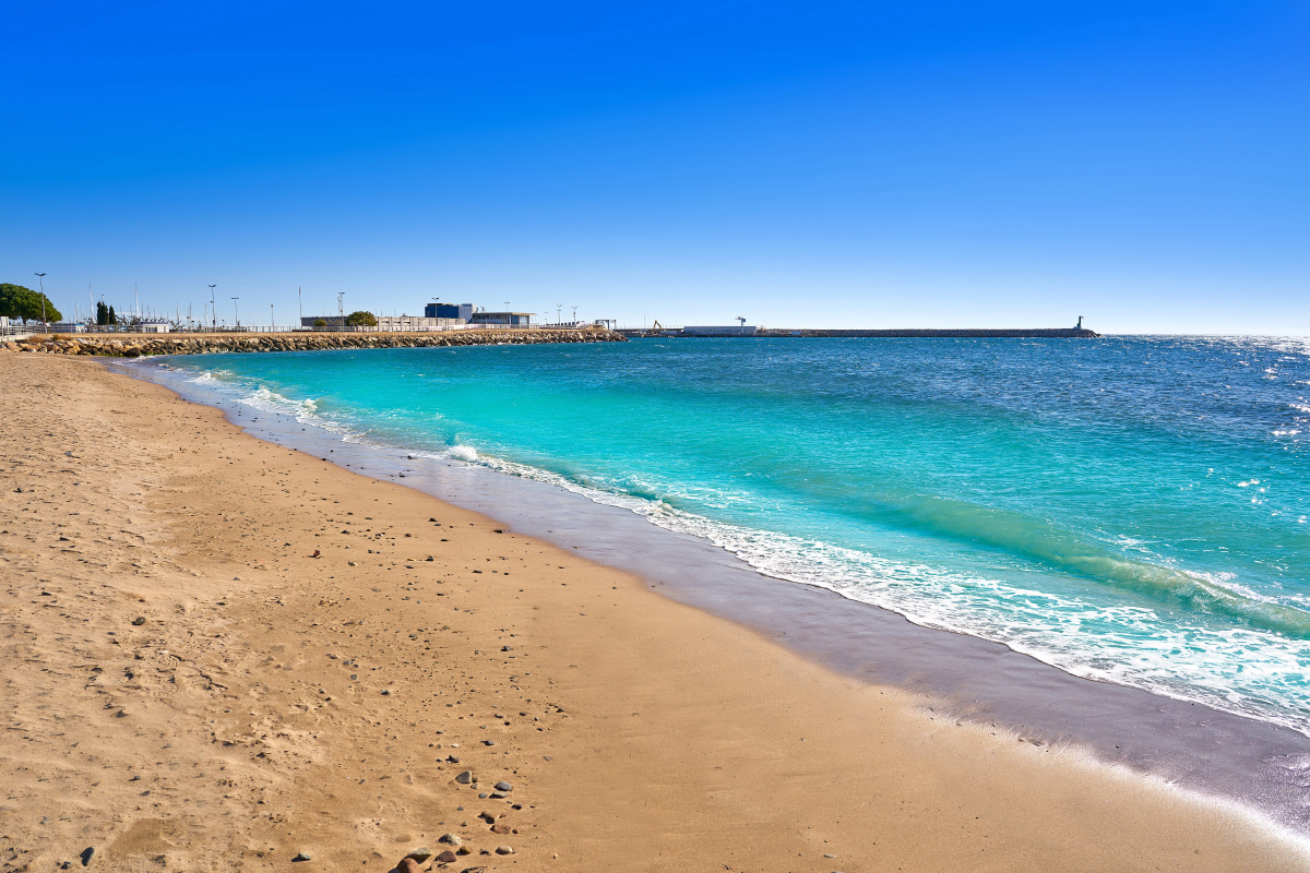 Platja de la Riera v letovisku Cambrils